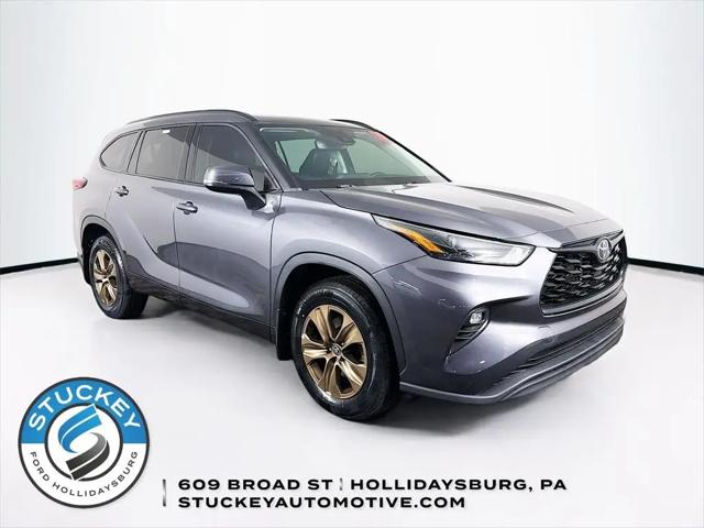 2022 Toyota Highlander XLE for sale in Hollidaysburg, PA