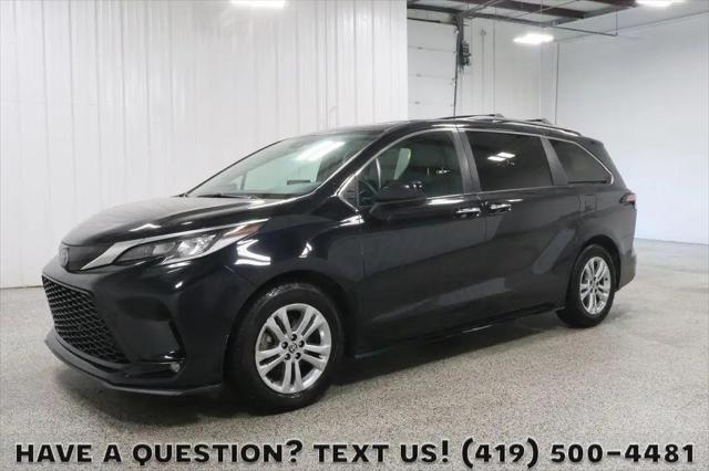 2022 Toyota Sienna XSE for sale in Hicksville, OH