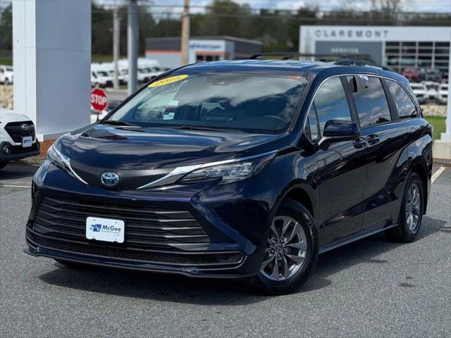 2025 Toyota Sienna LE for sale in Claremont, NH