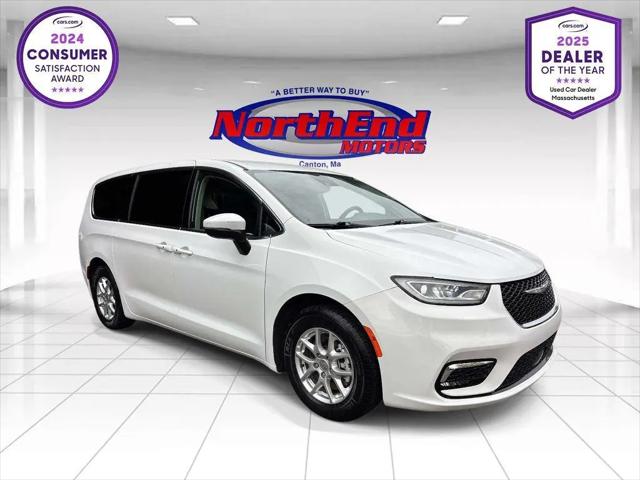 2023 Chrysler Pacifica Touring L for sale in Canton, MA