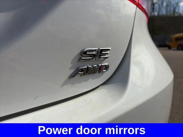 2023 Toyota Camry SE AWD