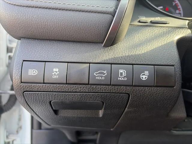 2023 Toyota Camry SE AWD