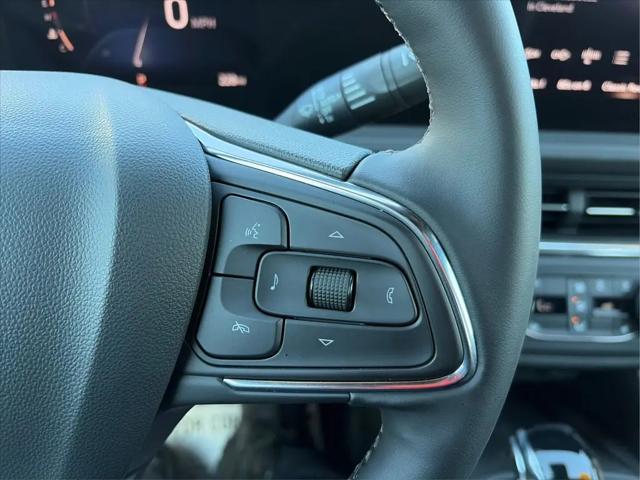 2025 Buick NV Preferred FWD
