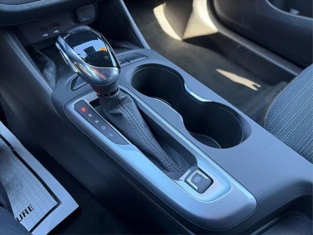 2025 Buick NV Preferred FWD