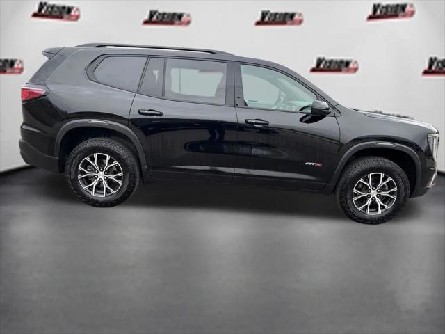 2024 GMC Acadia AWD AT4