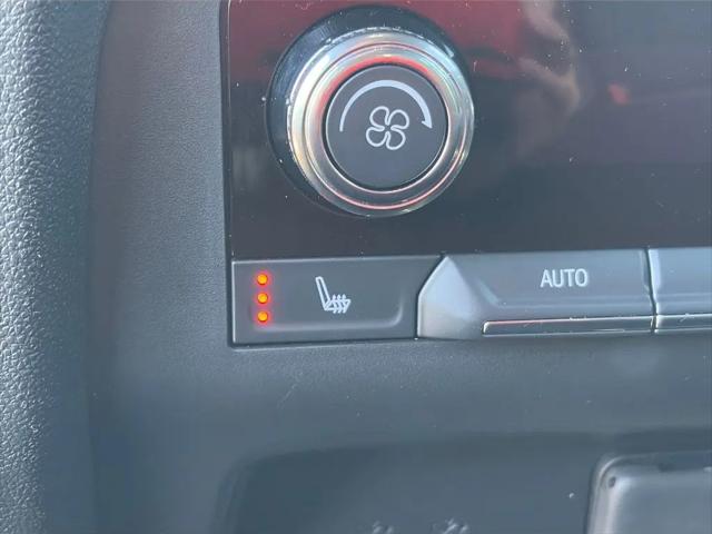 2024 GMC Acadia AWD AT4
