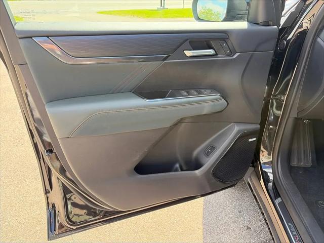 2024 GMC Acadia AWD AT4