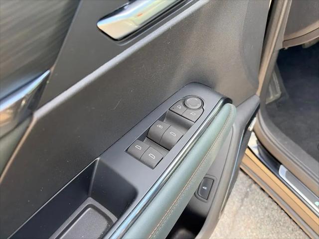 2024 GMC Acadia AWD AT4
