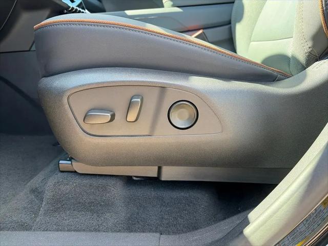 2024 GMC Acadia AWD AT4