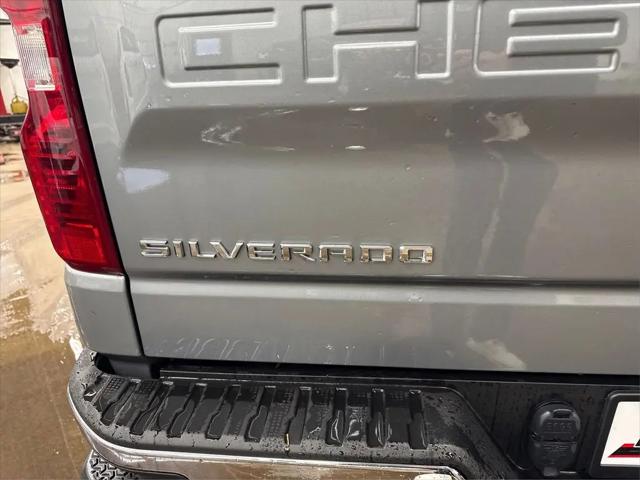 2025 Chevrolet Silverado 1500 4WD Crew Cab Standard Bed LT