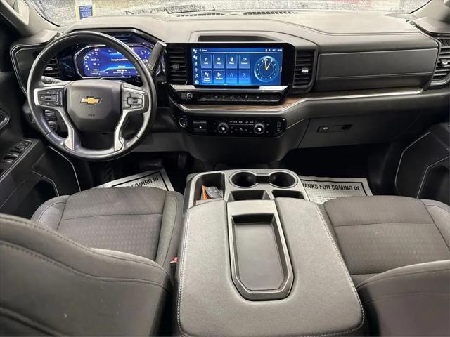 2025 Chevrolet Silverado 1500 4WD Crew Cab Standard Bed LT