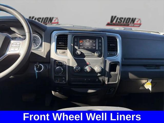 2022 Ram 1500 Classic Warlock Quad Cab 4x4 6'4" Box