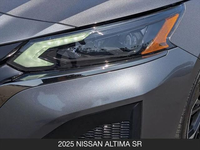 2025 Nissan Altima SR FWD