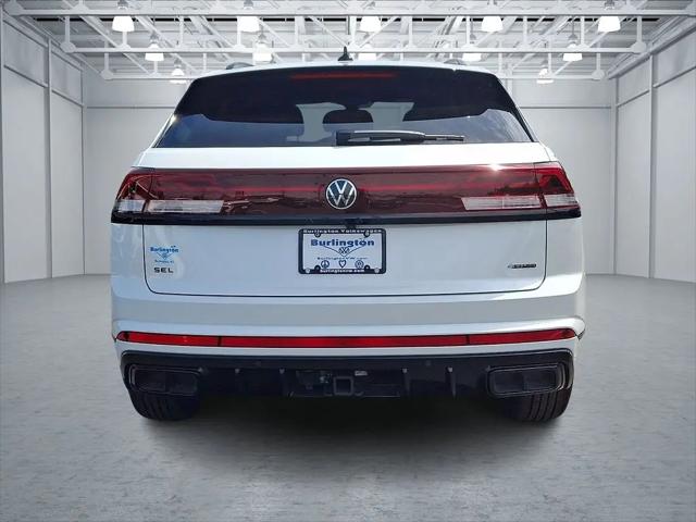 2025 Volkswagen Atlas Cross Sport 2.0T SEL R-Line Black