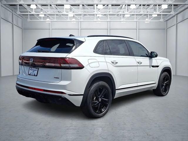 2025 Volkswagen Atlas Cross Sport 2.0T SEL R-Line Black