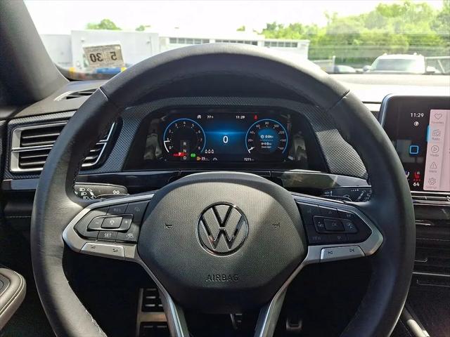 2025 Volkswagen Atlas Cross Sport 2.0T SEL R-Line Black