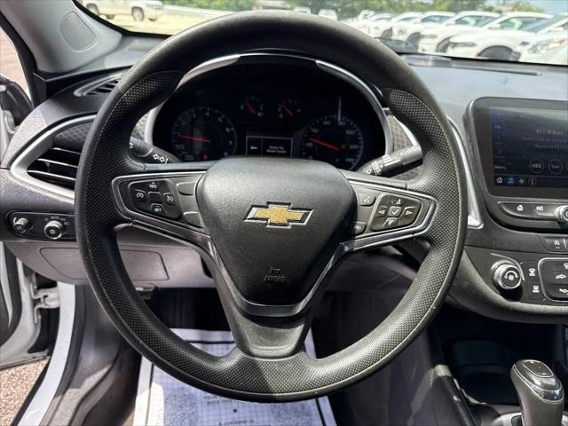 2020 Chevrolet Malibu FWD 1FL