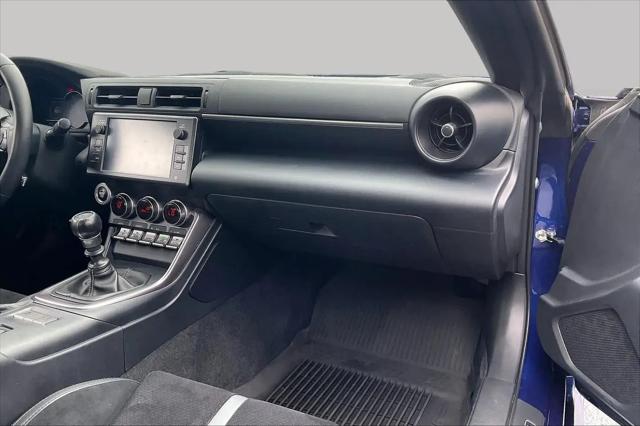 2025 Toyota GR86 Premium