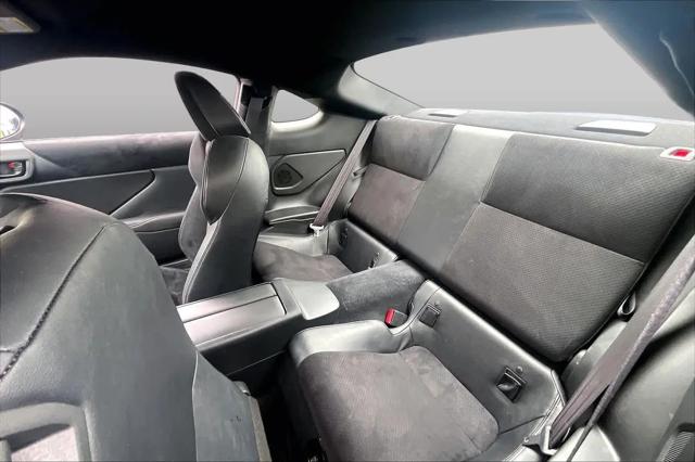 2025 Toyota GR86 Premium