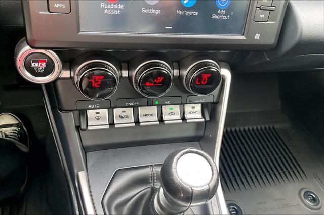 2025 Toyota GR86 Premium