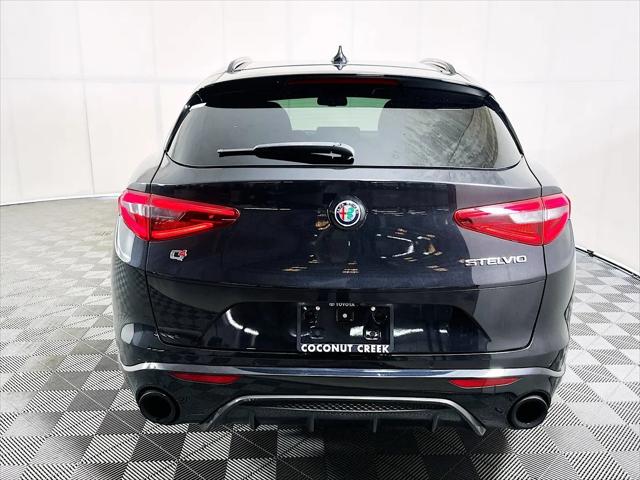 2022 Alfa Romeo Stelvio Veloce Ti AWD