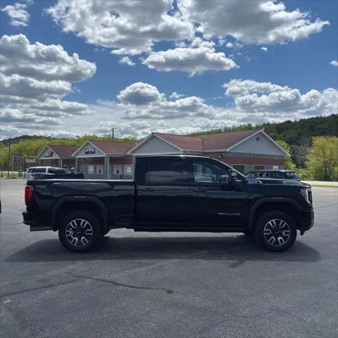 2021 GMC Sierra 2500HD 4WD Crew Cab Standard Bed AT4