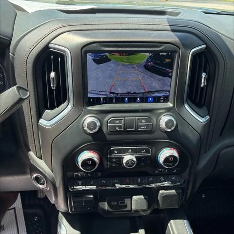 2021 GMC Sierra 2500HD 4WD Crew Cab Standard Bed AT4