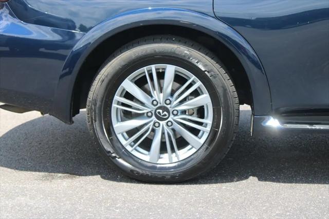2024 INFINITI QX80 LUXE AWD
