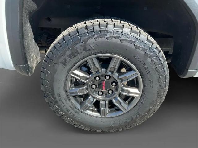 2024 GMC Sierra 1500 4WD Crew Cab Short Box AT4X