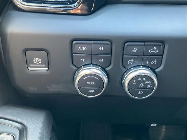 2024 GMC Sierra 1500 4WD Crew Cab Short Box AT4X