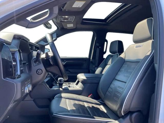 2024 GMC Sierra 1500 4WD Crew Cab Short Box AT4X