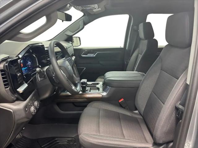 2026 Chevrolet Silverado 1500 4WD Crew Cab Standard Bed RST