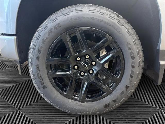 2026 Chevrolet Silverado 1500 4WD Crew Cab Standard Bed RST