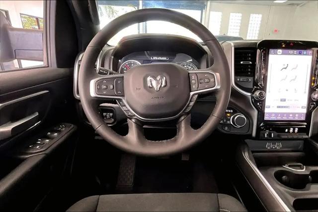 2025 Ram 1500 Big Horn Crew Cab 4x4 5'7" Box