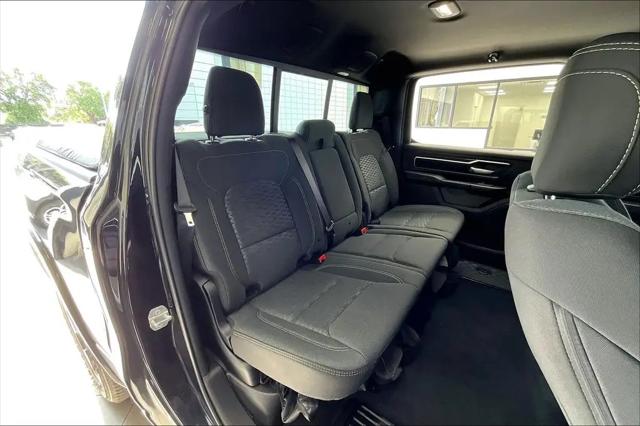 2025 Ram 1500 Big Horn Crew Cab 4x4 5'7" Box