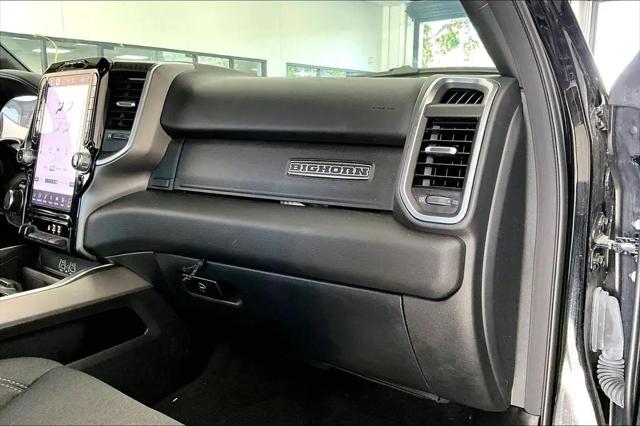 2025 Ram 1500 Big Horn Crew Cab 4x4 5'7" Box