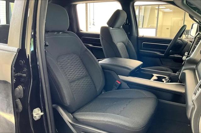 2025 Ram 1500 Big Horn Crew Cab 4x4 5'7" Box