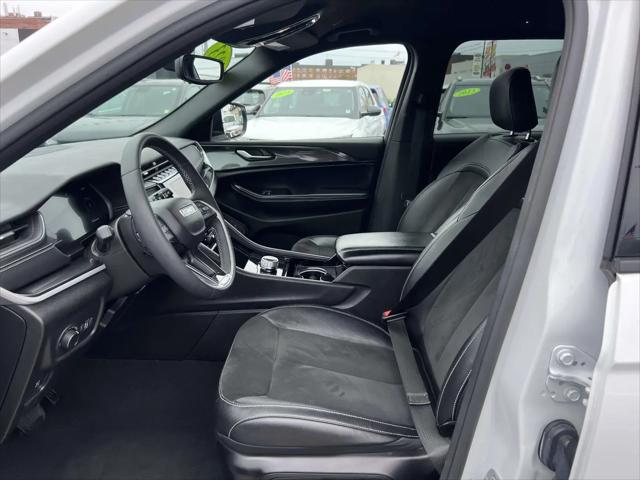 2023 Jeep Grand Cherokee Altitude 4x4