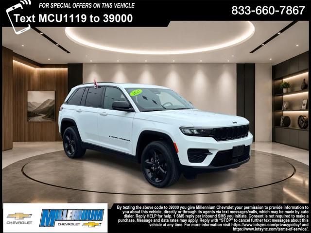2023 Jeep Grand Cherokee Altitude 4x4 for sale in Hempstead, NY