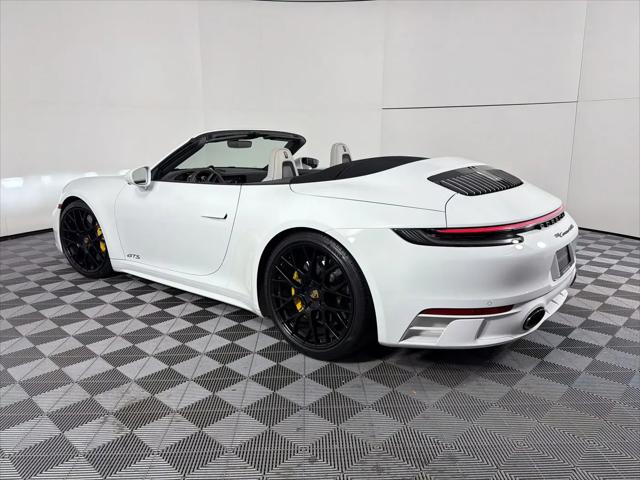 2022 Porsche 911 Carrera 4 GTS Cabriolet