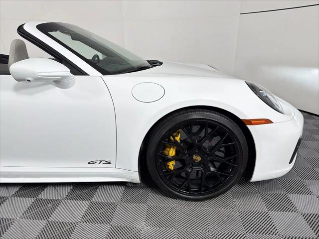 2022 Porsche 911 Carrera 4 GTS Cabriolet