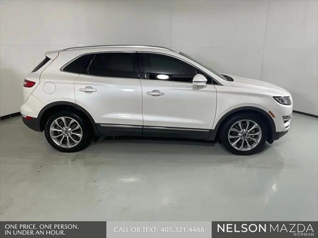 2019 Lincoln MKC Select