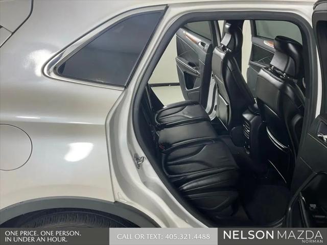 2019 Lincoln MKC Select