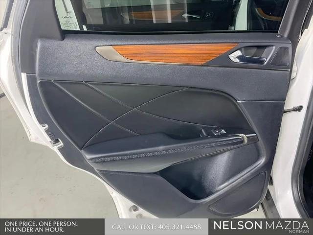 2019 Lincoln MKC Select