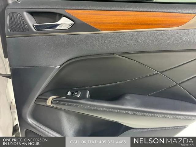 2019 Lincoln MKC Select