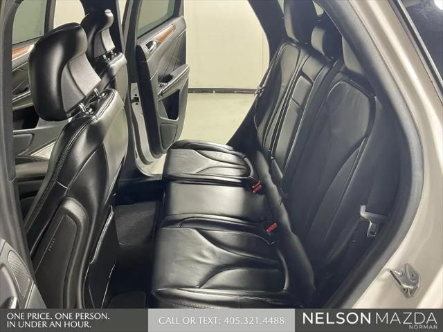 2019 Lincoln MKC Select