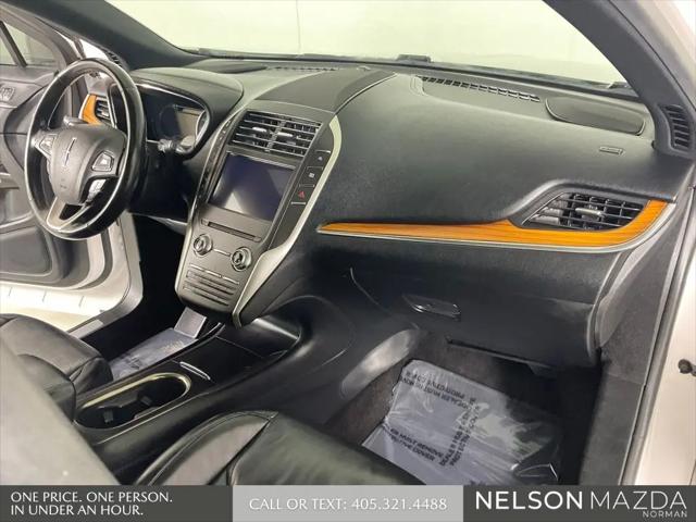 2019 Lincoln MKC Select
