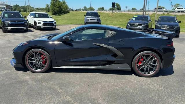 2025 Chevrolet Corvette Stingray RWD Coupe 2LT