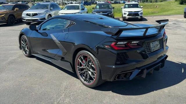 2025 Chevrolet Corvette Stingray RWD Coupe 2LT