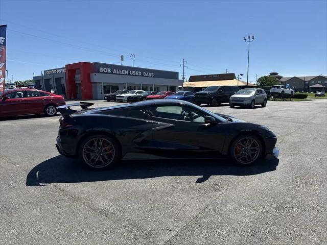 2025 Chevrolet Corvette Stingray RWD Coupe 2LT